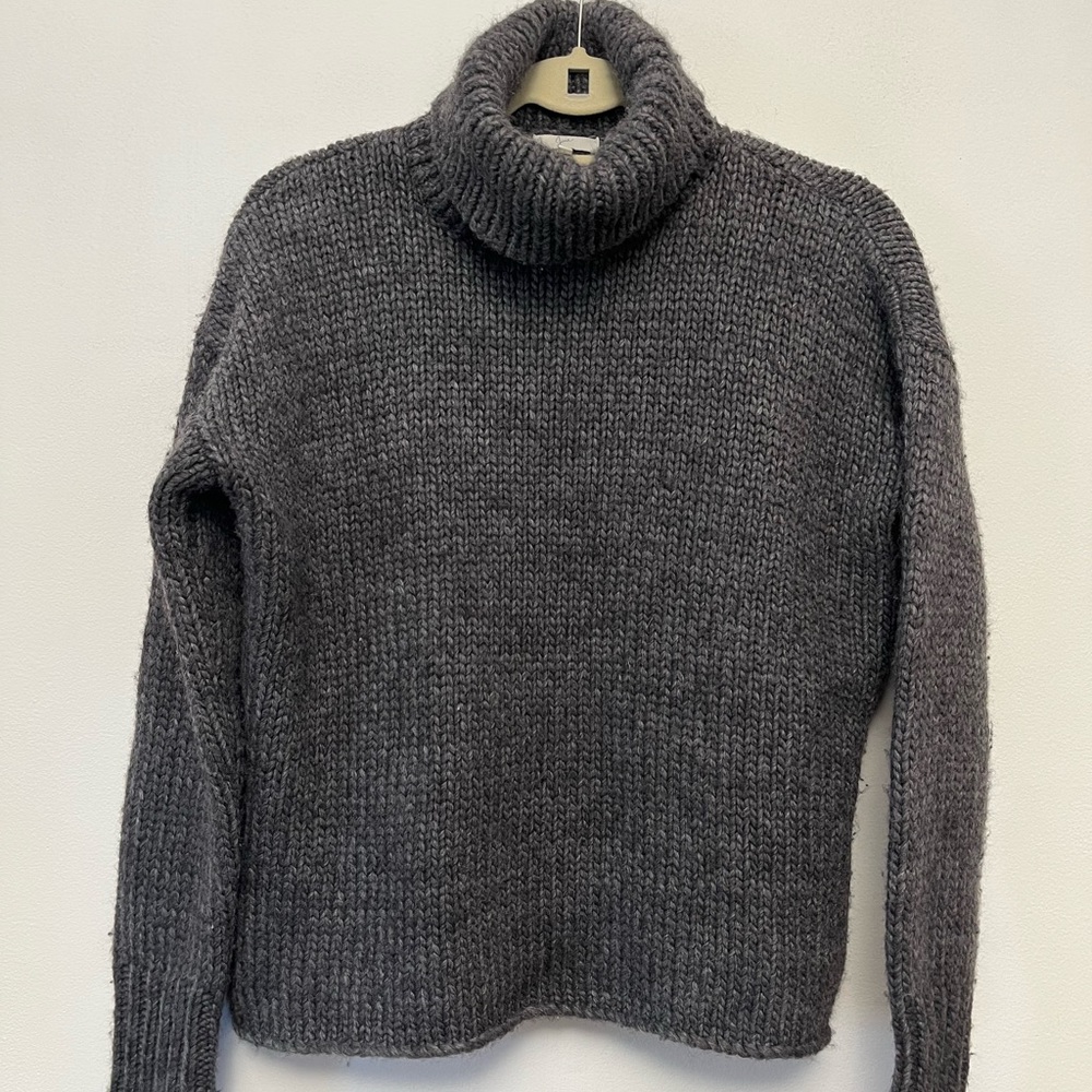 Knit Turtleneck - Picture 1 of 4